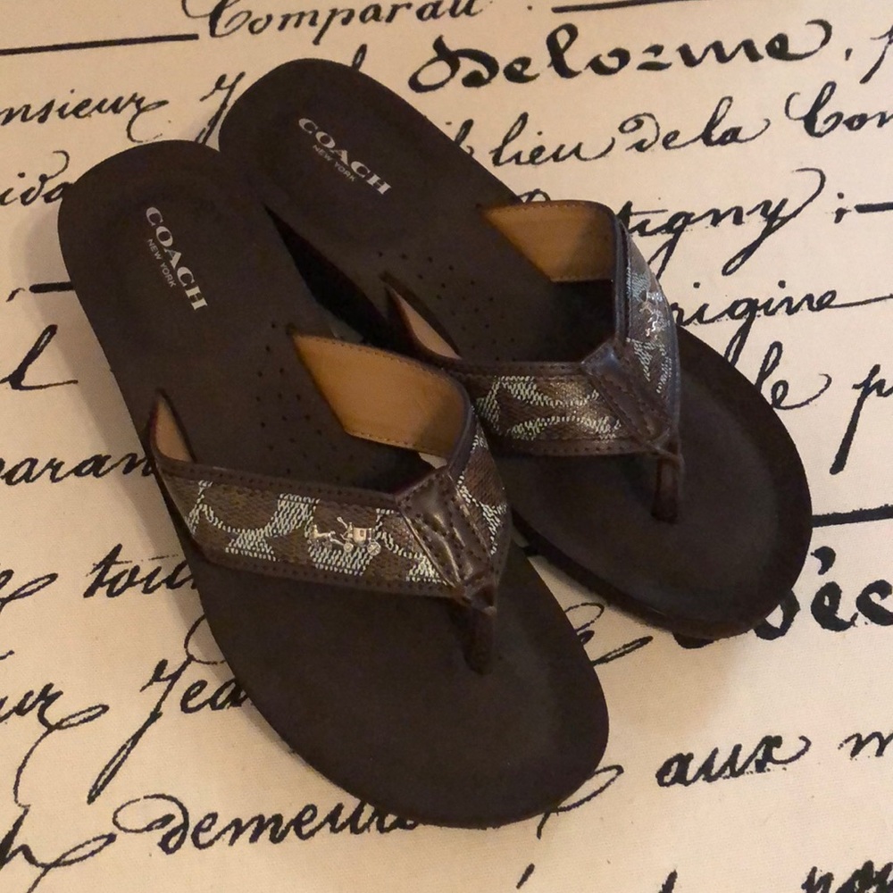 Coach Wedge Between the toe sandals